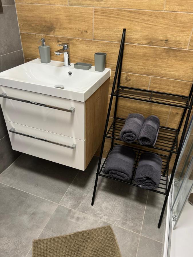 Hobiti Apartman - Bilbo Černá v Pošumaví Eksteriør billede